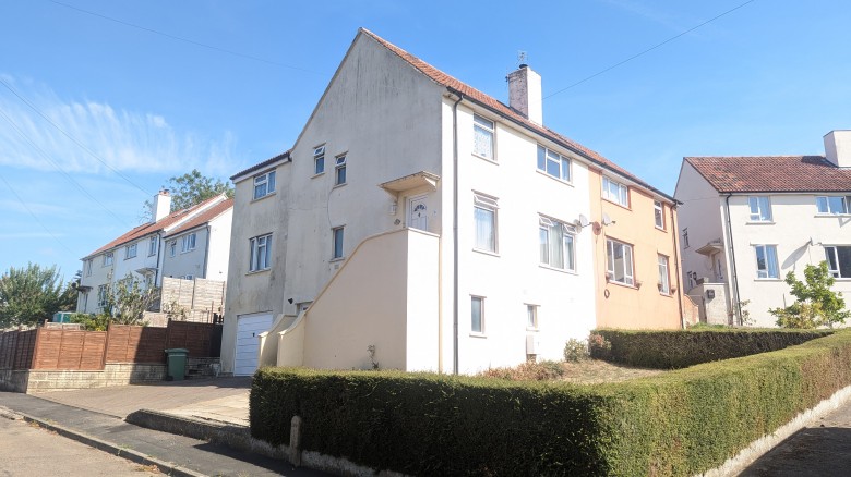 Click the photo for more details of Sealey Crescent, Wells, Somerset