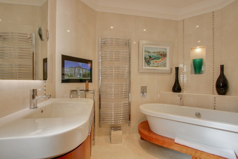Images for Avon Castle Drive, Ringwood, BH24
