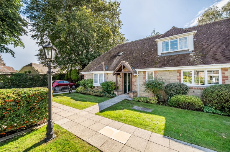 Click the photo for more details of Grenadier Close, Warminster, Wiltshire