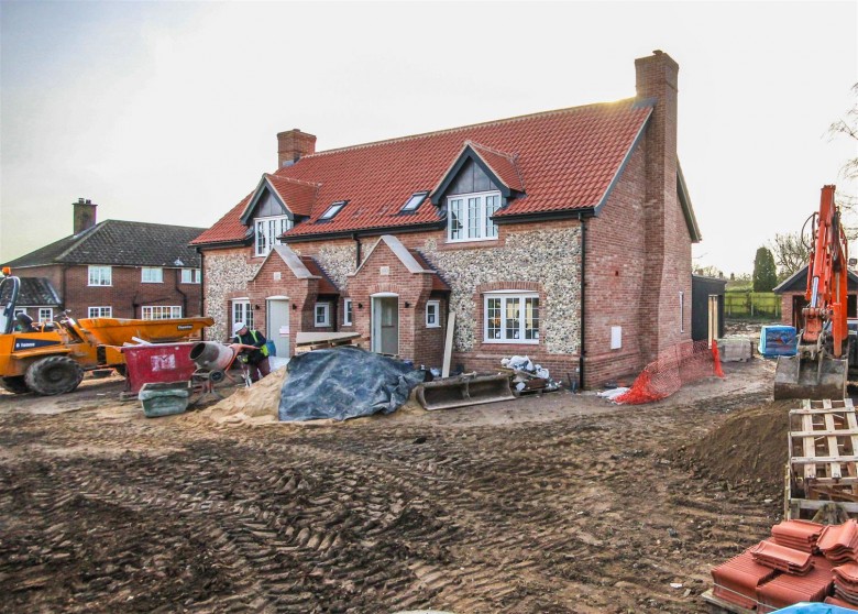 Click the photo for more details of New Cottages, Middle Green, Higham, Bury St. Edmunds