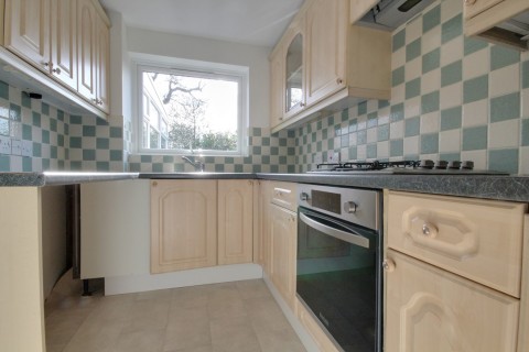 Click the photo for more details of Samber Close, Lymington, SO41