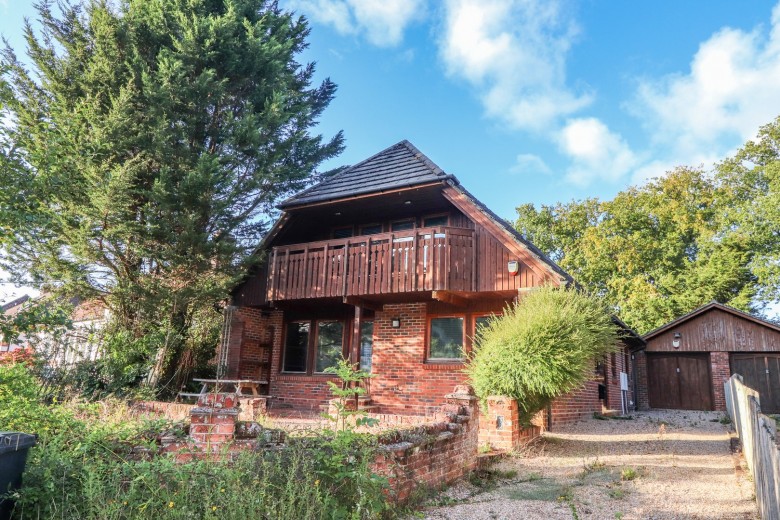 Click the photo for more details of The Glade, Hailsham, East Sussex
