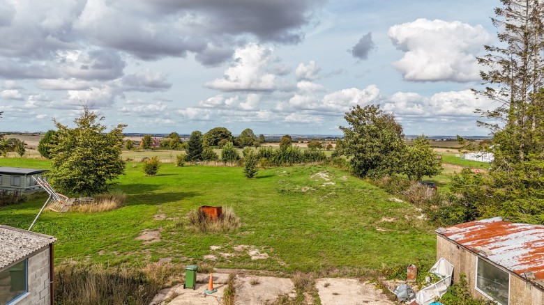 Click the photo for more details of Rockbourne Road, Salisbury, SP5
