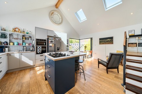 Click the photo for more details of Pundle Green, Bartley, Southampton, SO40