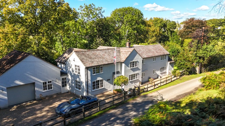 Click the photo for more details of Newgrounds, Godshill, Fordingbridge, SP6