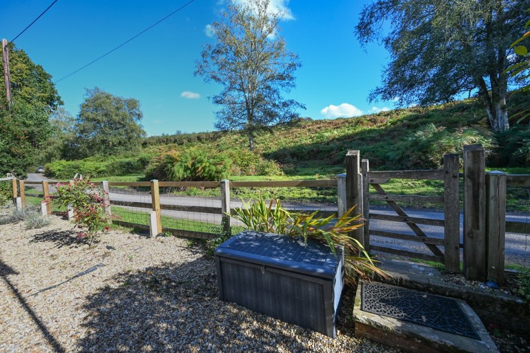 Images for Newgrounds, Godshill, Fordingbridge, SP6
