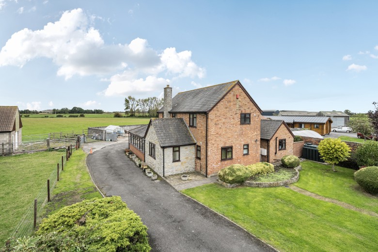 Click the photo for more details of West Huntspill, Highbridge, Somerset