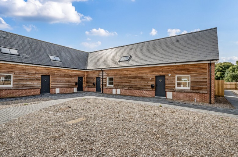 Click the photo for more details of Stuckton, Fordingbridge, SP6