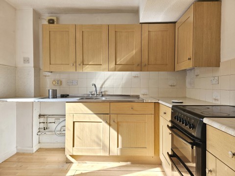 Click the photo for more details of Pendragon Park, Glastonbury, Somerset
