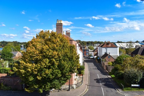 Click the photo for more details of Grove Road, Lymington, SO41
