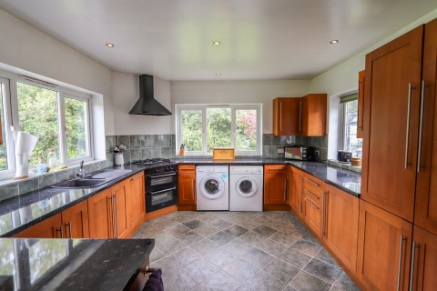 Click the photo for more details of Sedlescombe, East Sussex