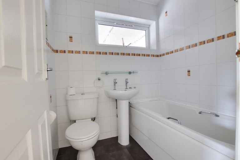 Images for St Thomas Park, Lymington, SO41