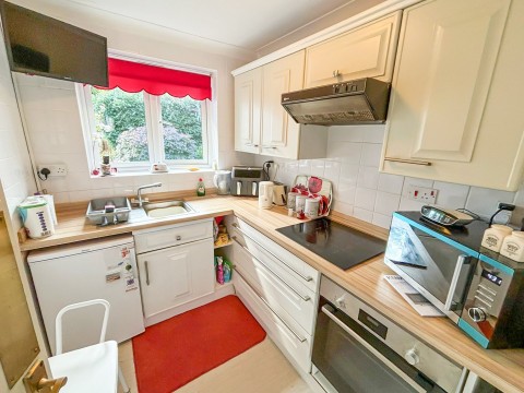Click the photo for more details of St Martins Way, Battle, East Sussex