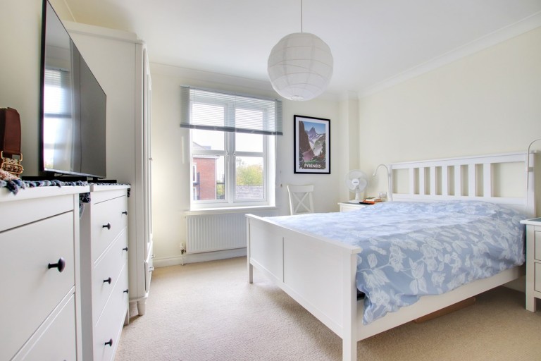 Images for Hillcroft Close, Lymington, SO41