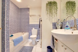 Images for Hillcroft Close, Lymington, SO41