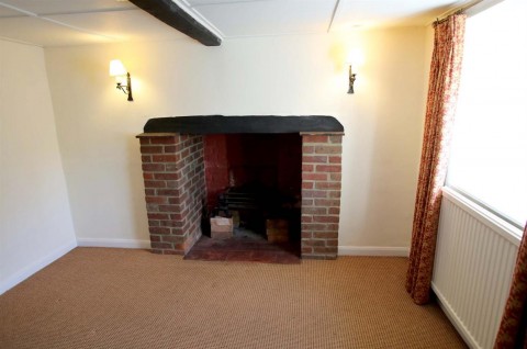 Click the photo for more details of Britwell Road, WATLINGTON
