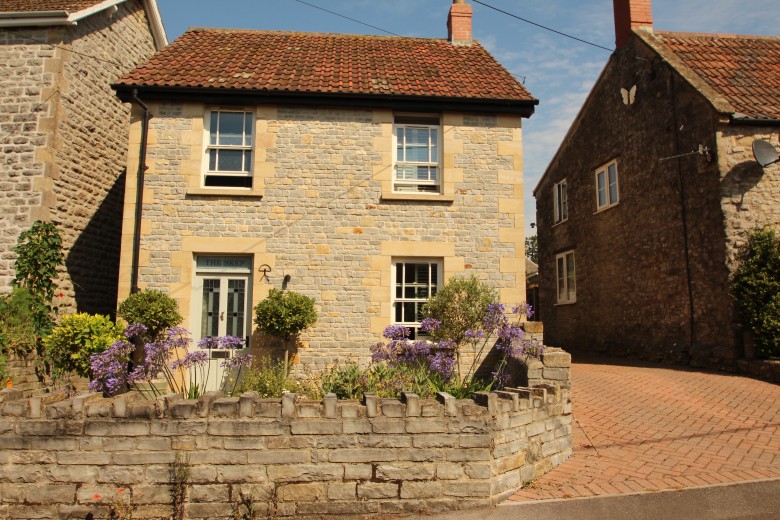 Click the photo for more details of Oxford Street, Evercreech, Somerset