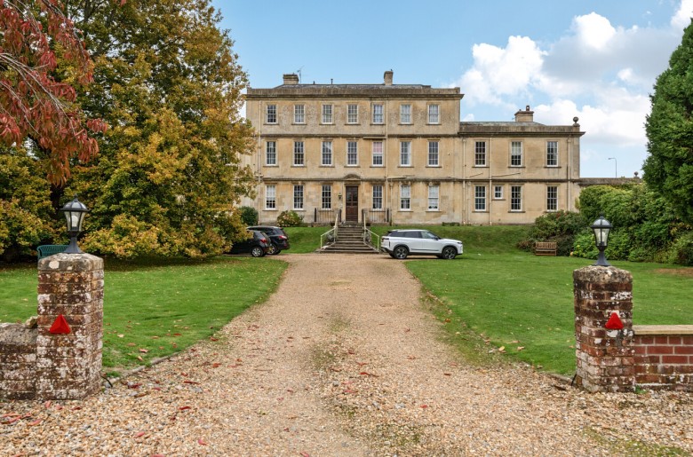 Click the photo for more details of Portway House, Warminster, Wiltshire
