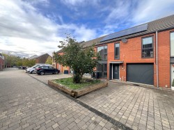 Images for Moccasin Way, Street, Somerset