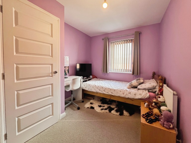 Images for Moccasin Way, Street, Somerset