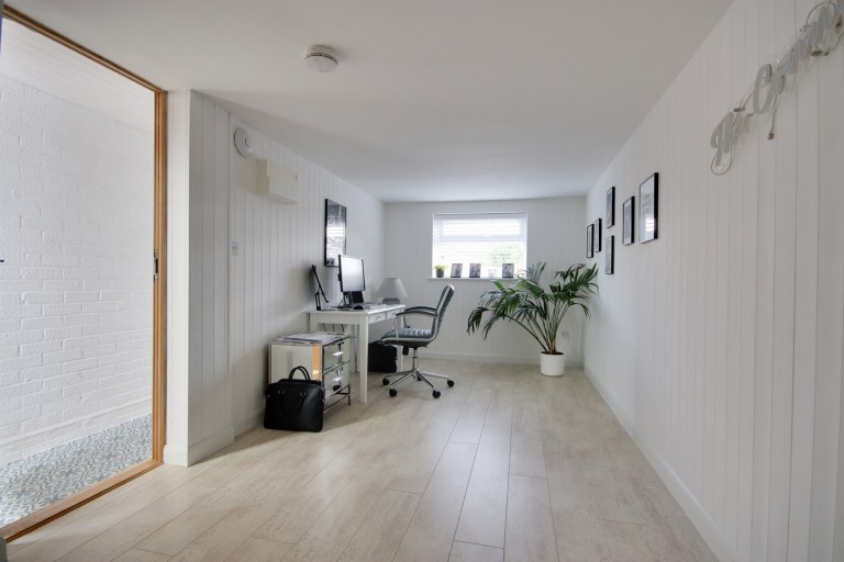 Images for Golden Crescent, Everton, Lymington, SO41