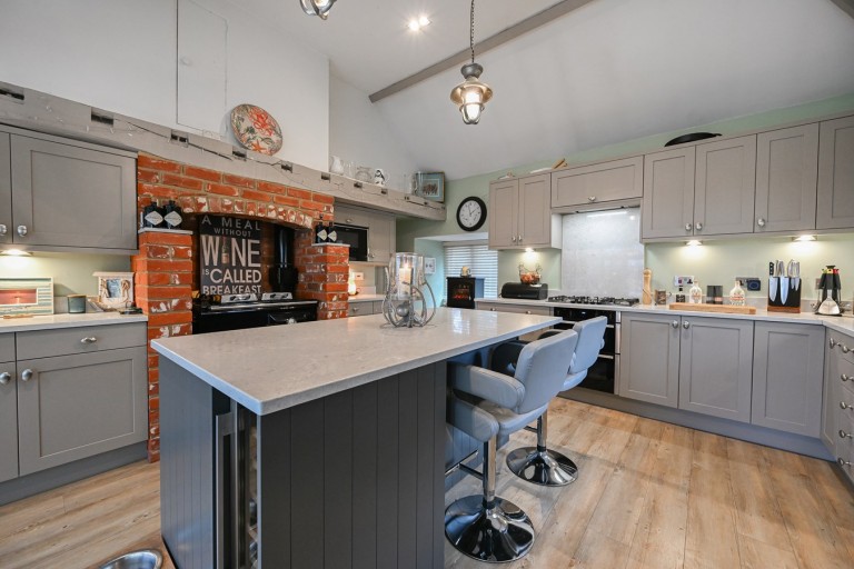 Images for Salisbury Road, Christchurch, BH23