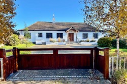 Images for Belmore Lane, Lymington, SO41