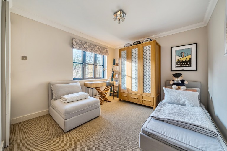 Images for Belmore Lane, Lymington, SO41