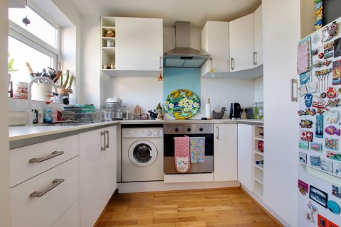 Click the photo for more details of Lower Buckland Road, Lymington, SO41