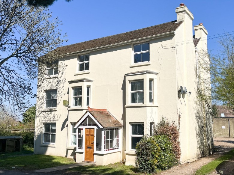 Click the photo for more details of Hastings Road, Battle, East Sussex