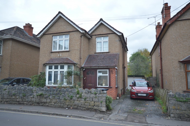 Click the photo for more details of Cliff Street, Cheddar, Somerset
