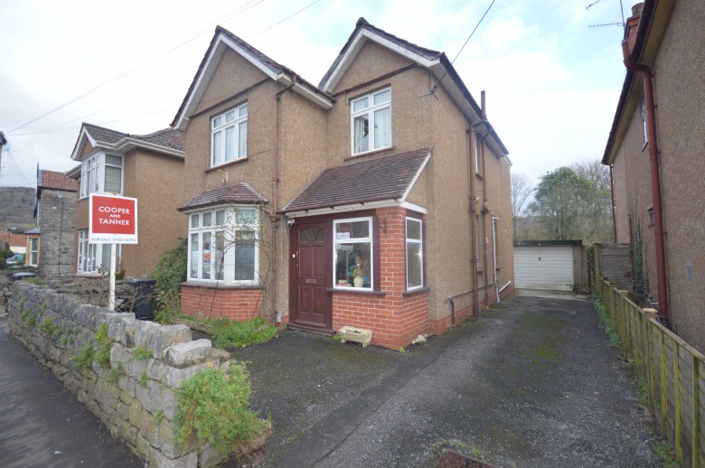 Click the photo for more details of Cliff Street, Cheddar, Somerset