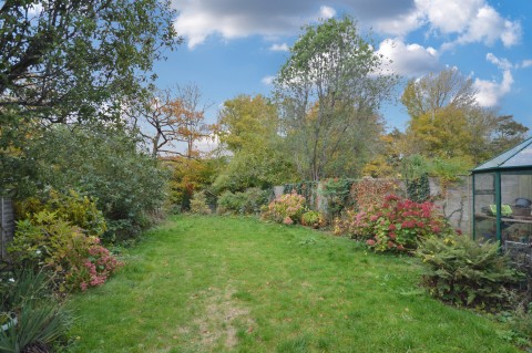 Click the photo for more details of Cliff Street, Cheddar, Somerset