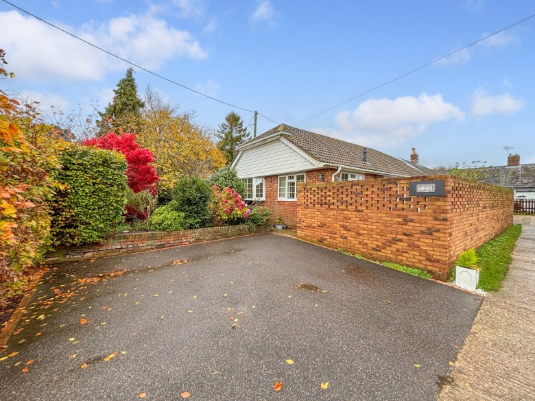 Click the photo for more details of Hastings Road, Battle, East Sussex