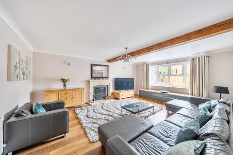 Click the photo for more details of St Thomas Street, Wells, Somerset