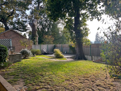 Click the photo for more details of Southway Drive, Yeovil, Somerset