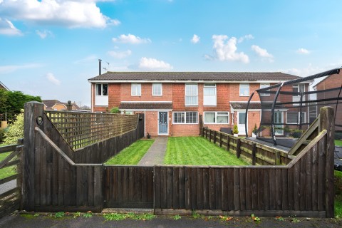 Click the photo for more details of Holmbury Close, Frome, Somerset