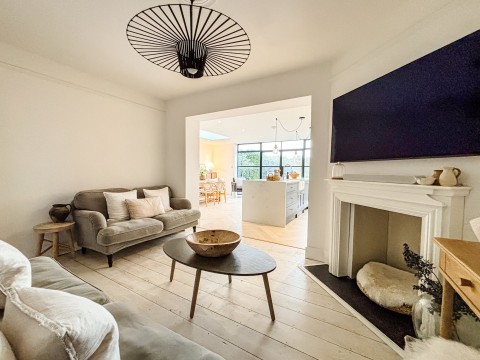 Click the photo for more details of Hoath Hill, Mountfield, East Sussex