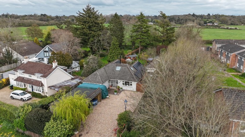 Click the photo for more details of Eastfield Lane, Ringwood, BH24