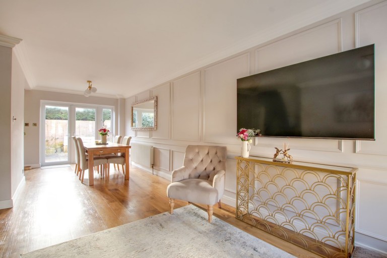 Images for White Barn Crescent, Hordle, Lymington, SO41