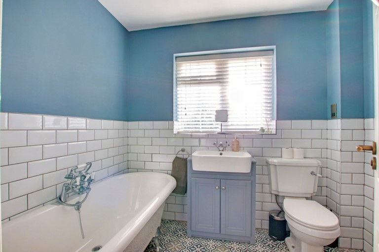 Images for White Barn Crescent, Hordle, Lymington, SO41