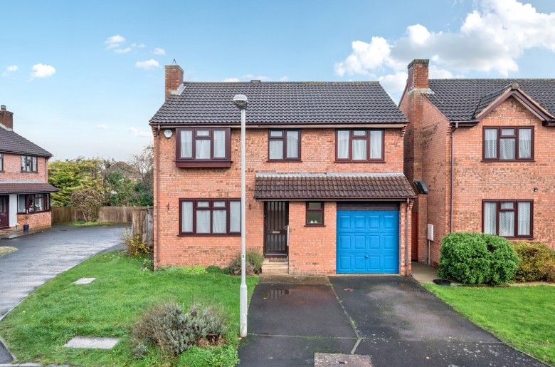 Click the photo for more details of Meadow Close, Street, Somerset