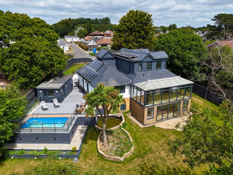 Click the photo for more details of Shorefield Road, Downton, Lymington, SO41