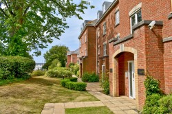 Images for Hillcroft Close, Lymington, SO41