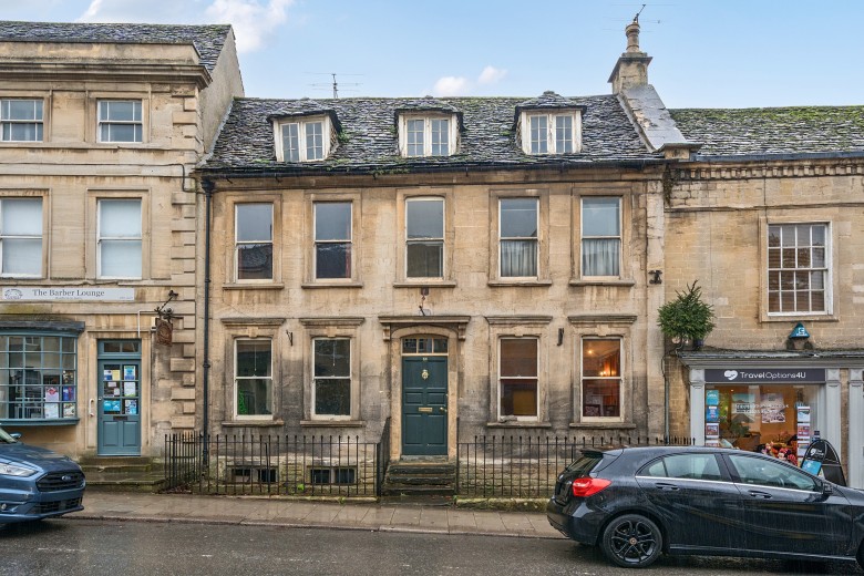 Click the photo for more details of St Margarets Street, Bradford-on-Avon, Wiltshire