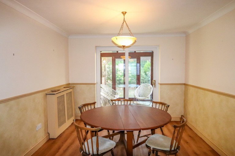 Images for Starrs Mead, Battle, East Sussex