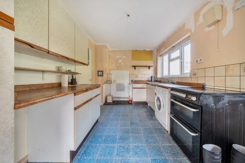 Click the photo for more details of Sun Batch, Draycott, Somerset