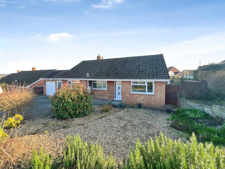 Click the photo for more details of West View Close, Middlezoy, Somerset