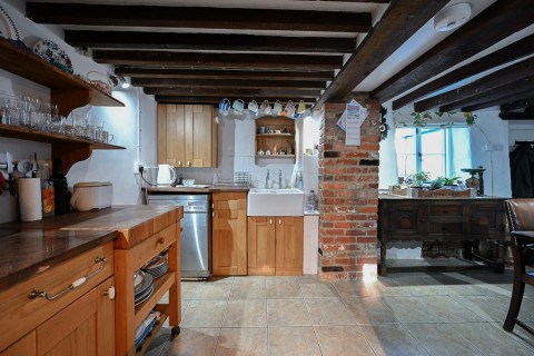 Click the photo for more details of Frogham Hill, Frogham, SP6