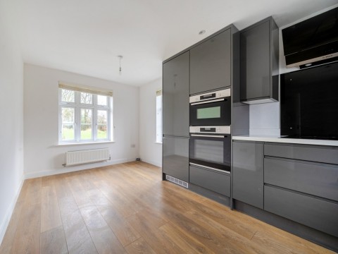 Click the photo for more details of Sharpham Road, Glastonbury, Somerset